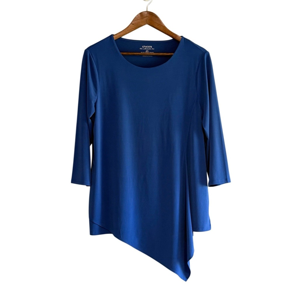 Chicos Size 1 (Medium 8) Asymmetric Hem Tunic Top Flowy Stretch Knit 3/4 Sleeve